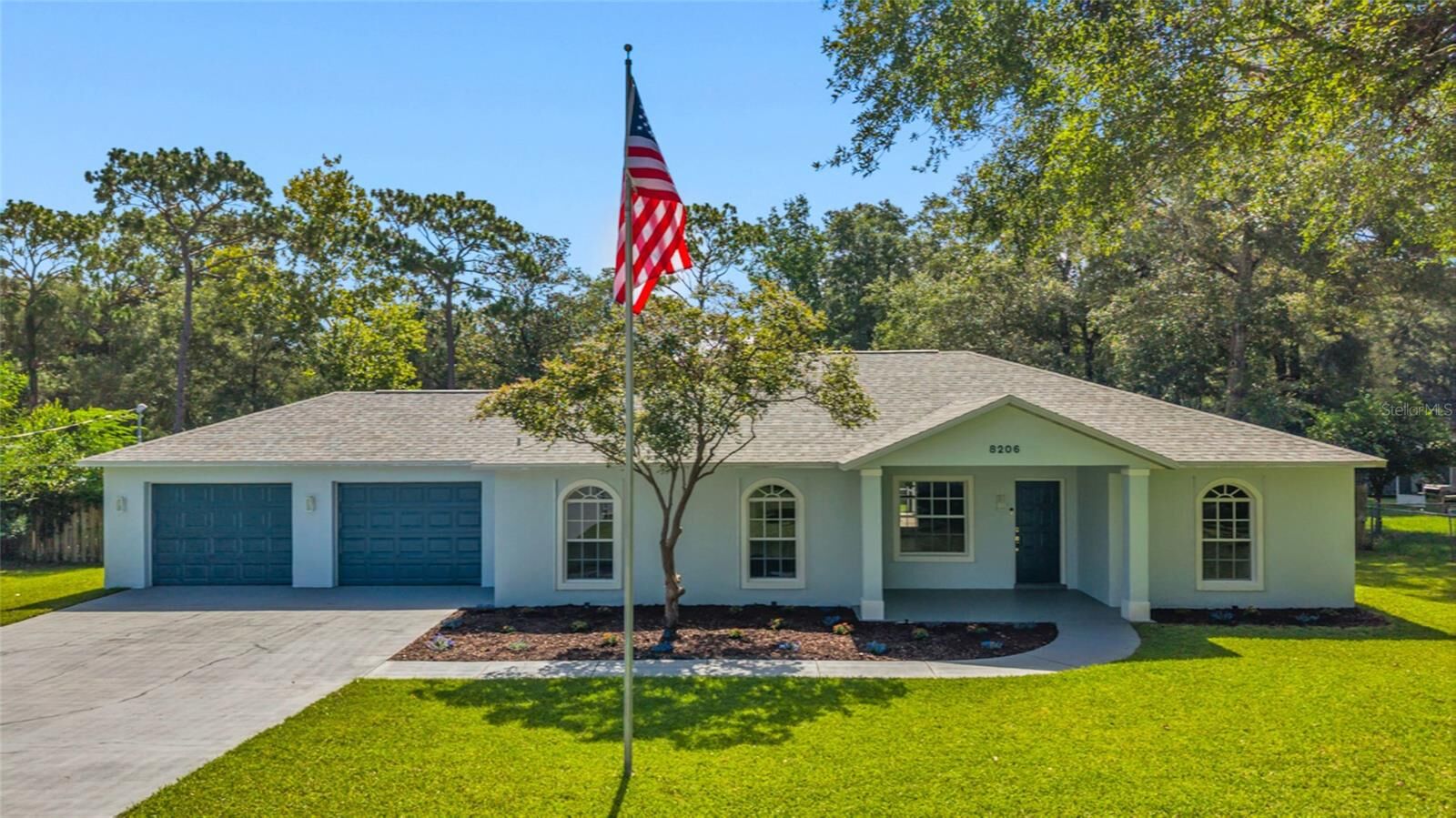 Property Photo:  8206 Simmons Street  FL 34613 