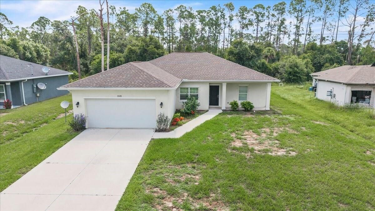 Property Photo: 3328 Dennis Street FL 34286