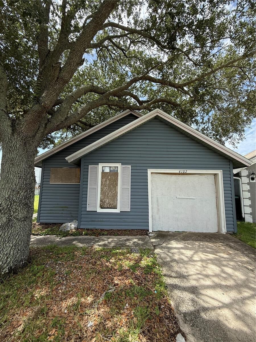 Property Photo: 4102 Gulfstream Bay Court FL 32822