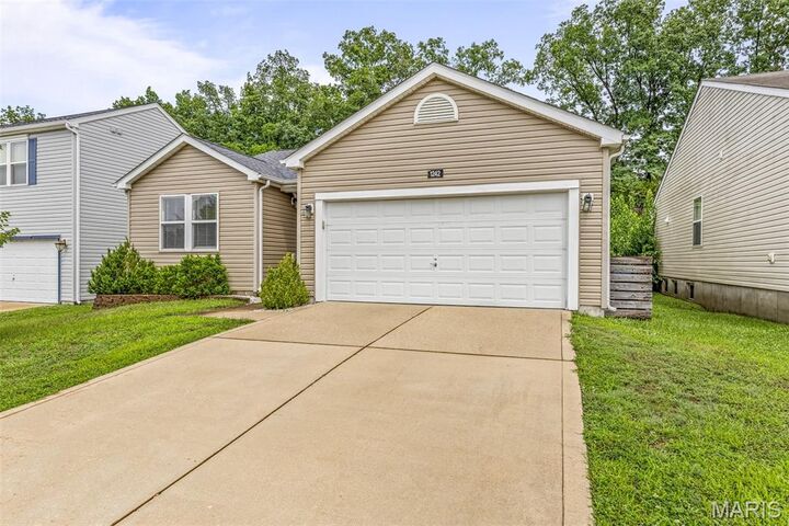 Property Photo:  1242 Oakholt Court  MO 63048 