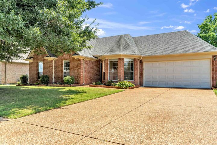 Property Photo: 11245 Cashmere Woods Dr TN 38002