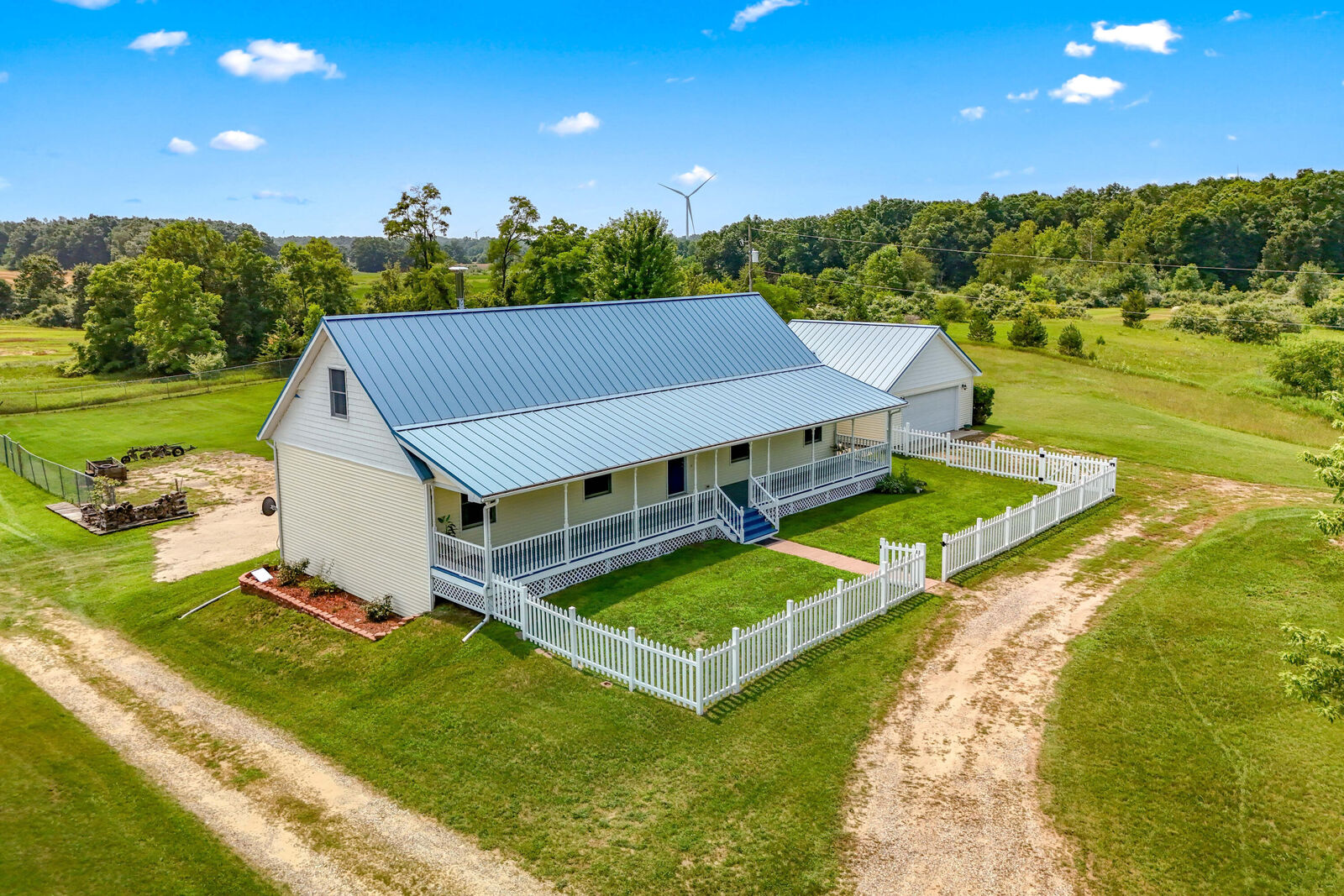 Property Photo:  8651 Moreland Road  MI 49249 