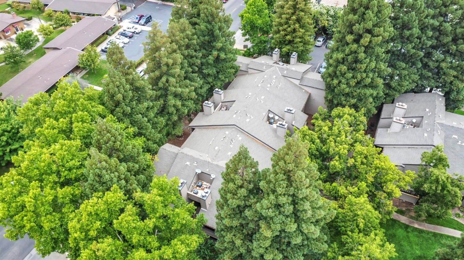 Property Photo: 3715 Tallyho Drive 5 CA 95826