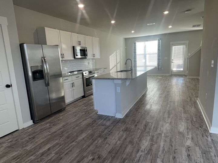 Property Photo: 4245 Gandalf Ln TN 37128