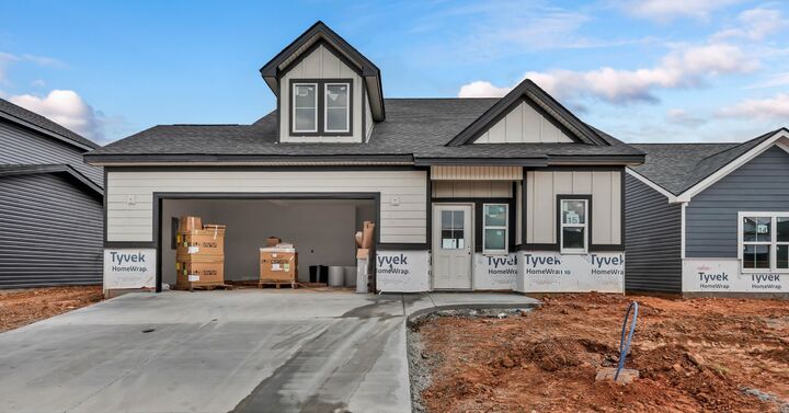 Property Photo: 2725 Brewster Dr TN 37042