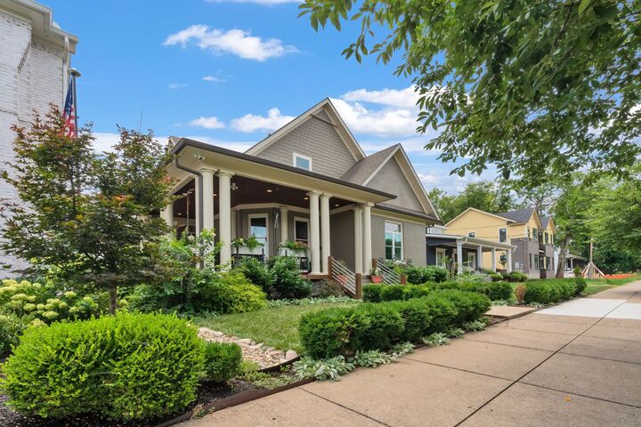 Property Photo: 1009 Monroe St TN 37208