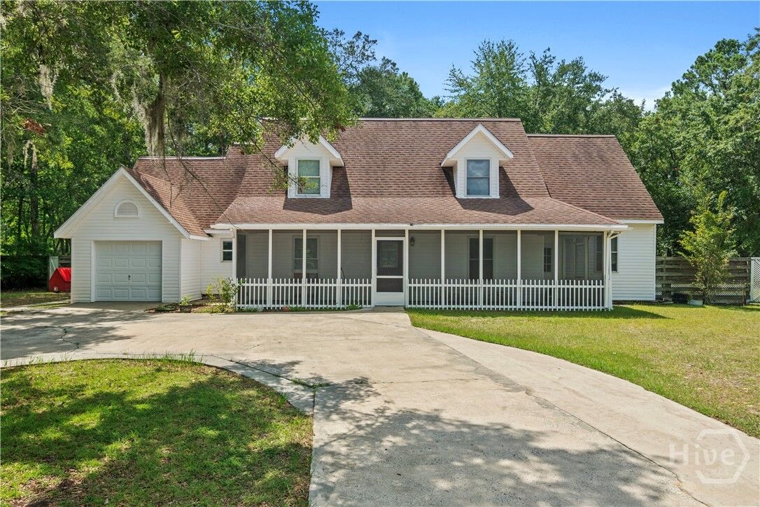 Property Photo:  157 Ole Oak Road  GA 31301 