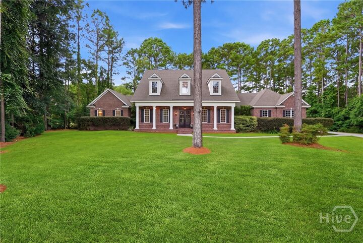 Property Photo:  190 Abercorn Lane  GA 31324 