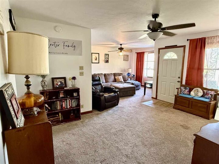 Property Photo:  1704 N Osage Street  OK 74601 