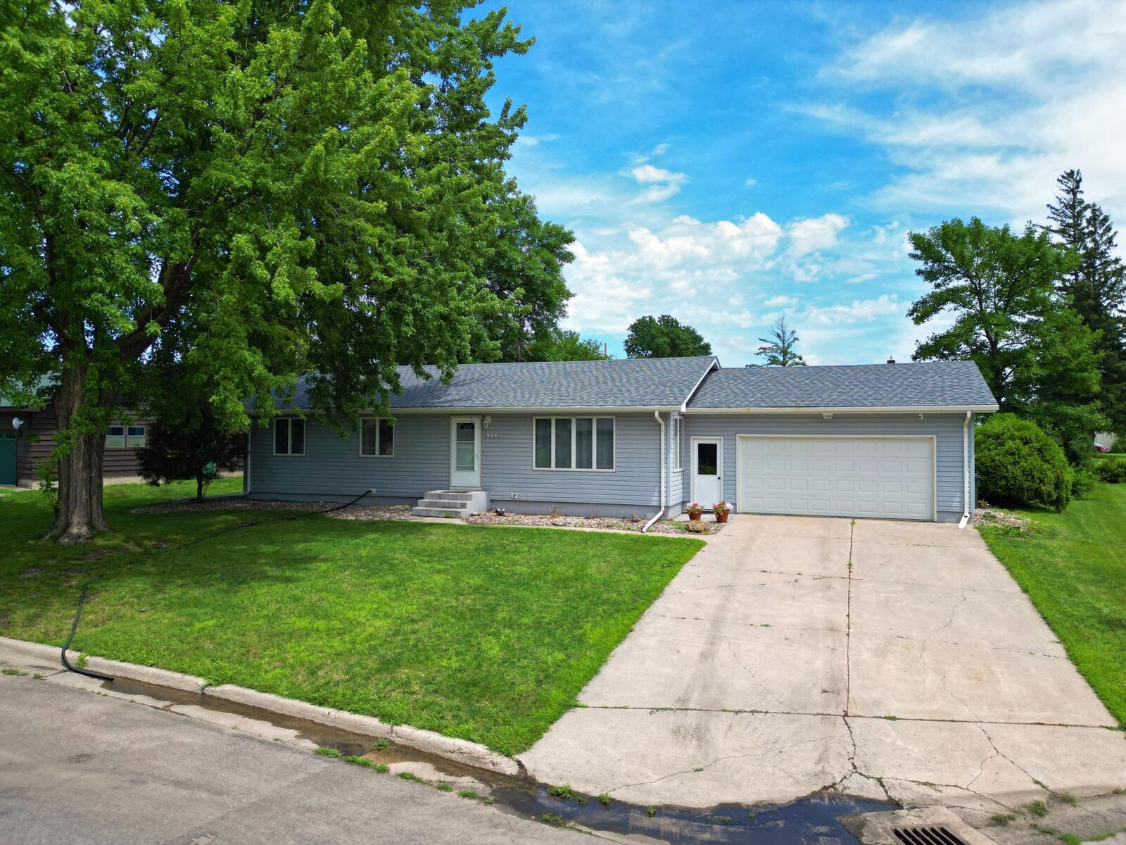 Property Photo:  551 6th Street E  MN 55342 