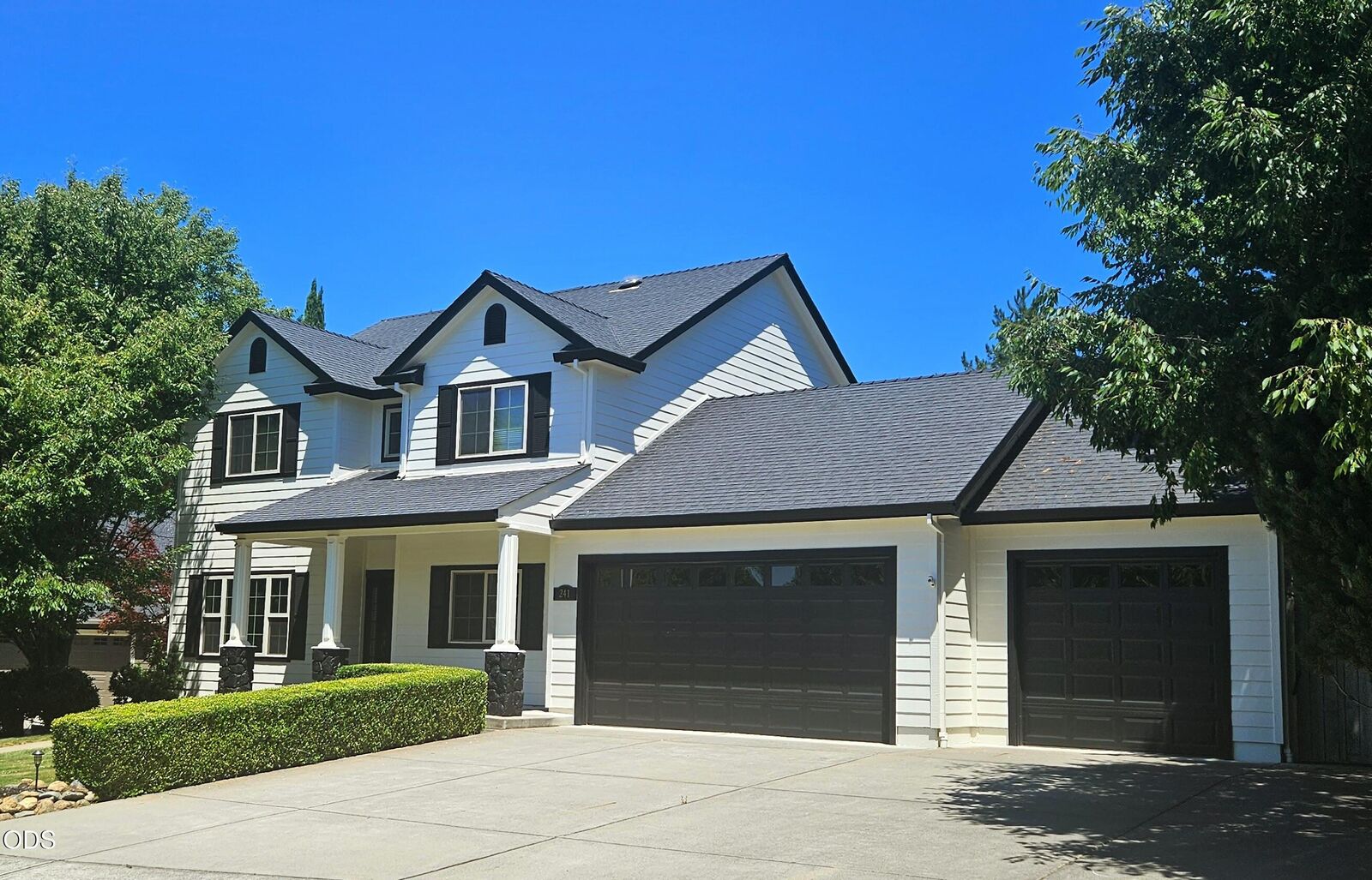 Property Photo:  241 Fieldbrook Court  OR 97504 