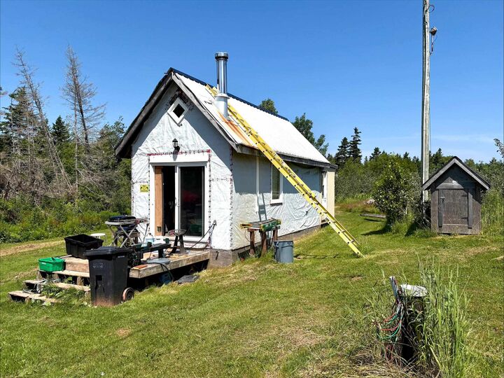 128 Snake Road — photo 1