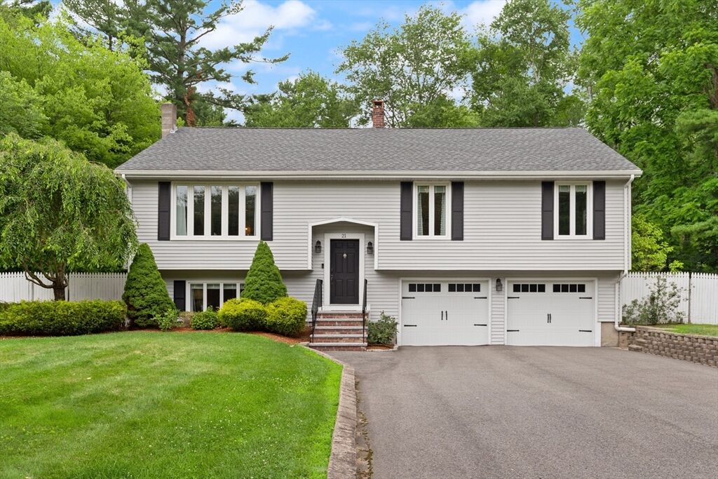 Property Photo:  21 Kennedy Cir  MA 02375 