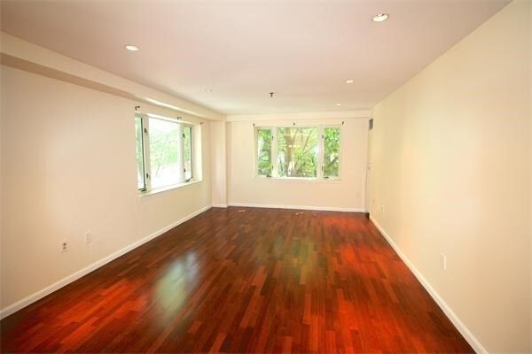 Property Photo:  350 North 202  MA 02109 