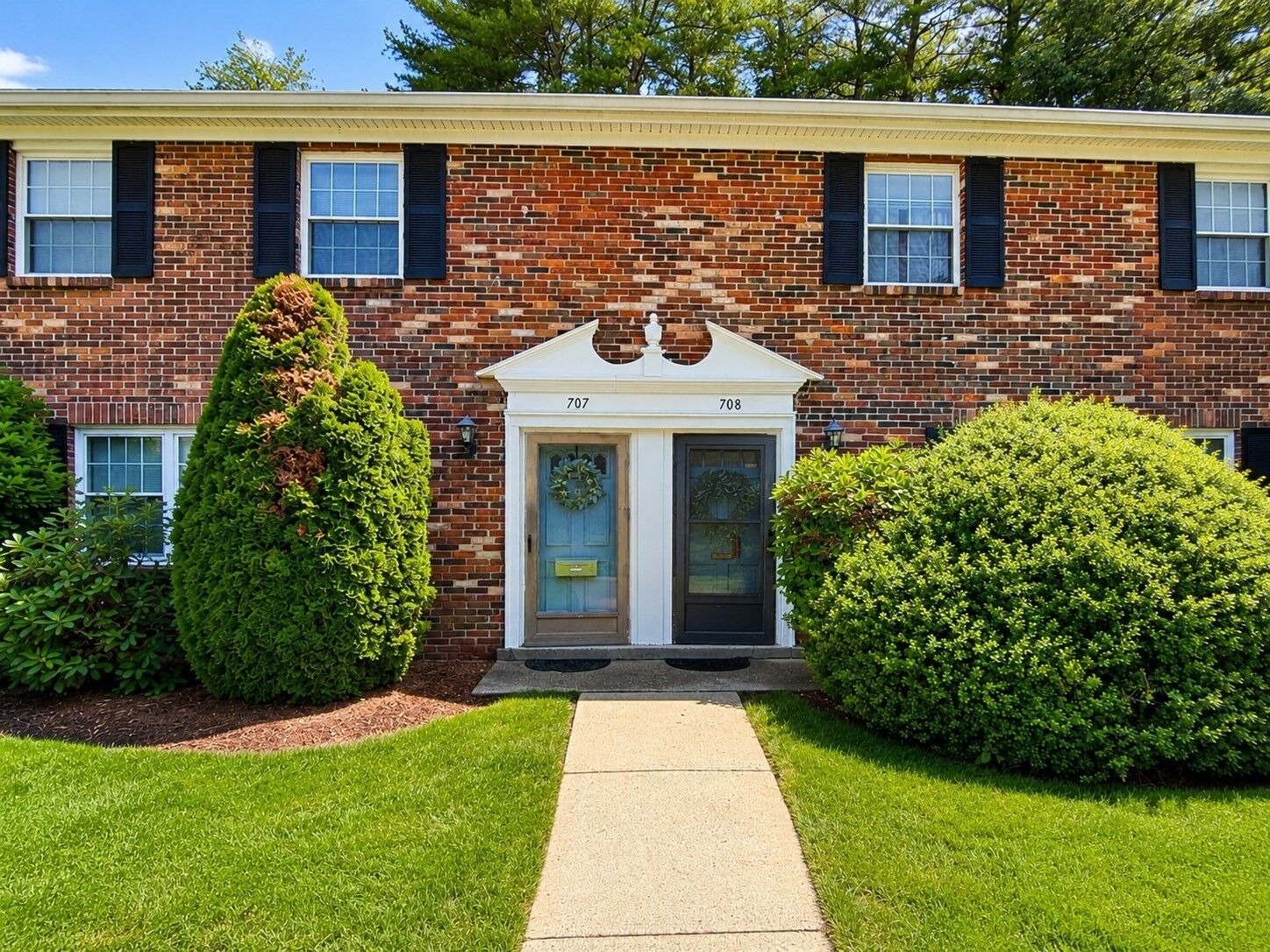 Property Photo:  708 Windsor Dr 708  MA 01701 