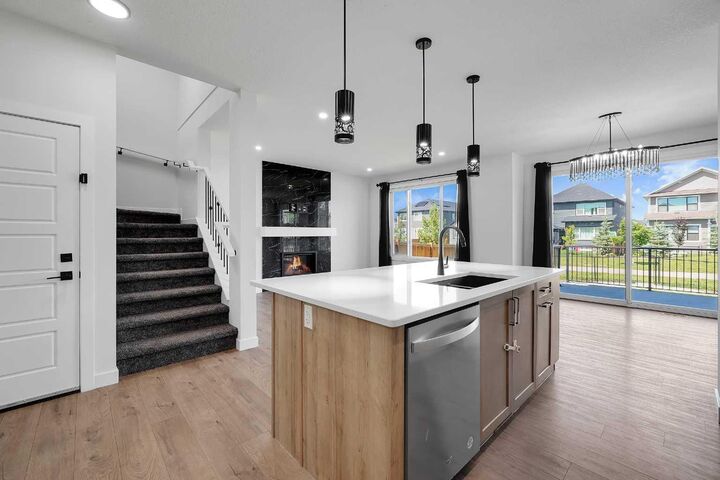 Property Photo: 16 Legacy Glen Green SE AB T2X 4G6