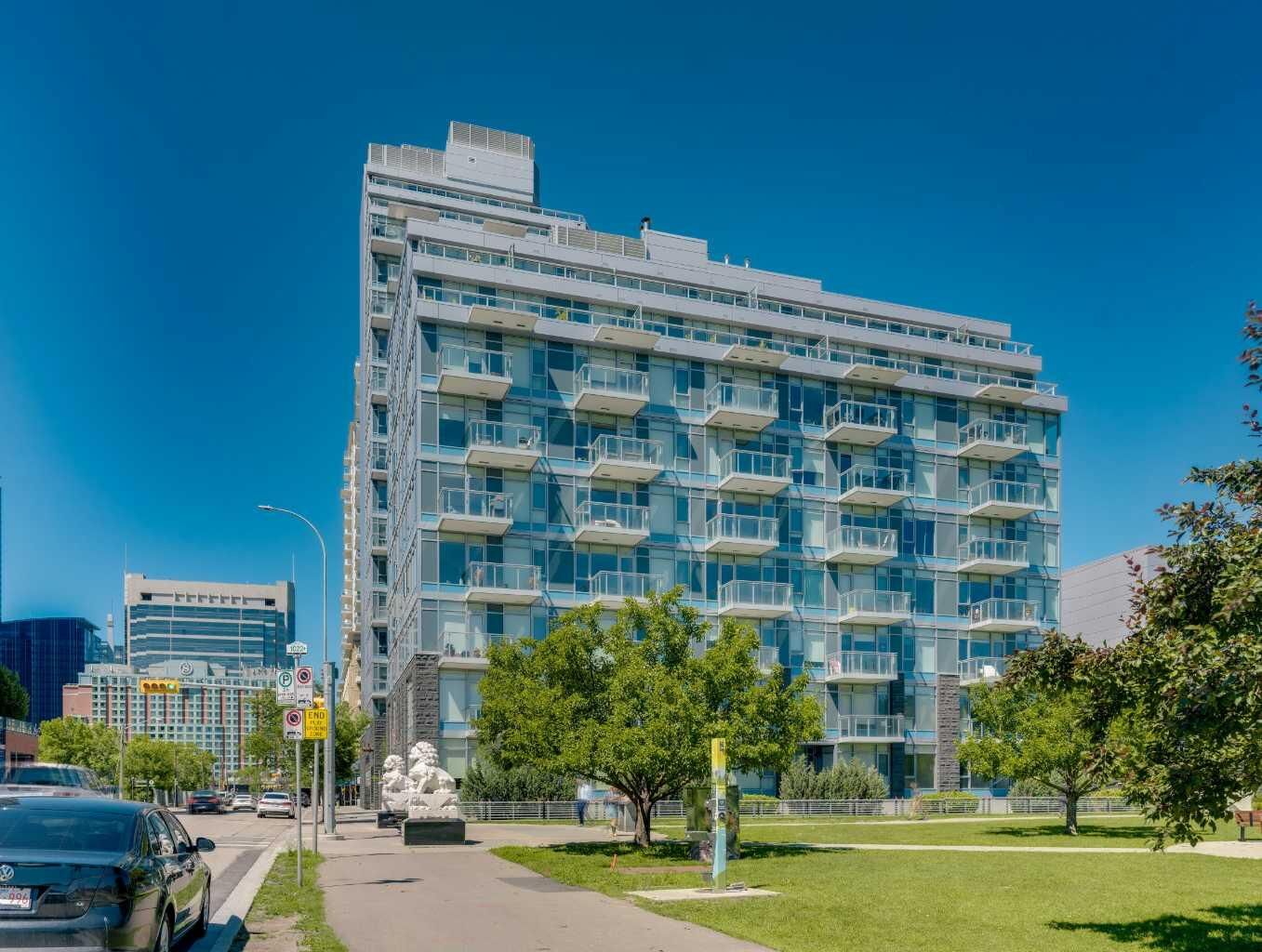 Property Photo: 118 Waterfront Court SW 806 AB T2P 1K8