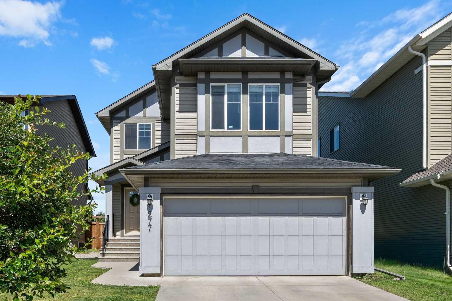 Property Photo: 277 Brightonwoods Gardens SE AB T2Z 0T4