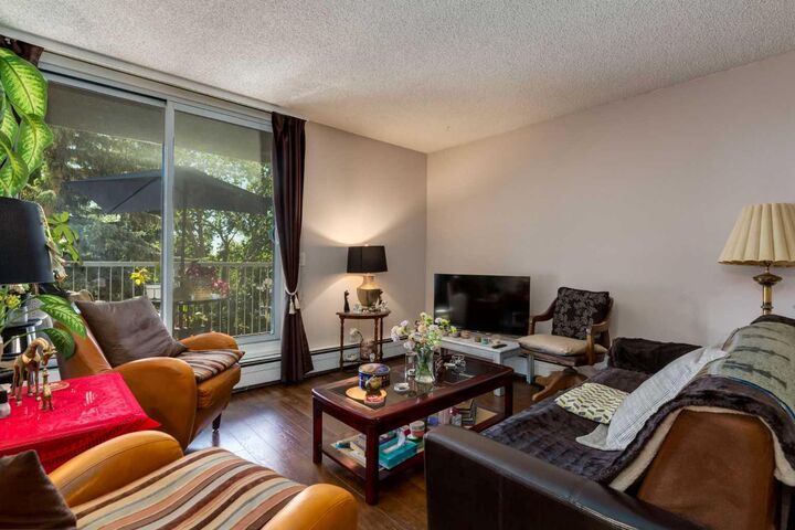 Property Photo: 4944 Dalton Drive NW 410 AB T3A 2E6