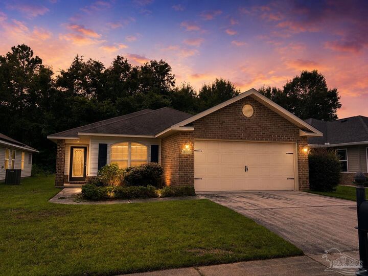 Property Photo:  5183 Teresa Dr  FL 32583 