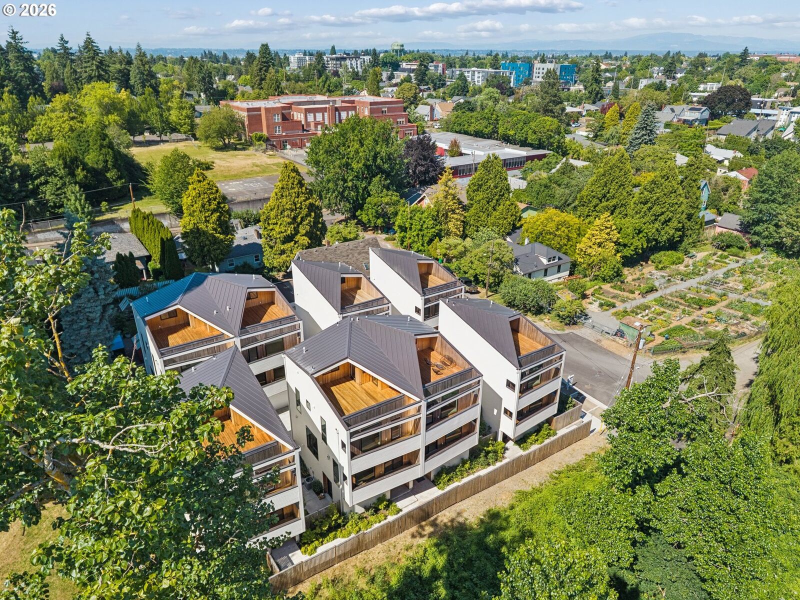 Property Photo: 4625 N Campbell Ave OR 97217