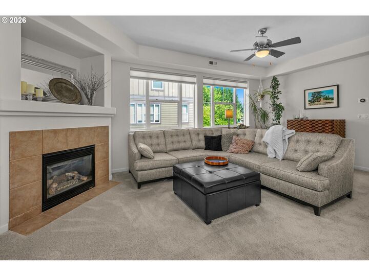Property Photo:  10860 SW Briarwood Pl  OR 97223 