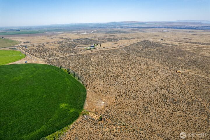 Property Photo: 999999 Silica Road SW WA 98848