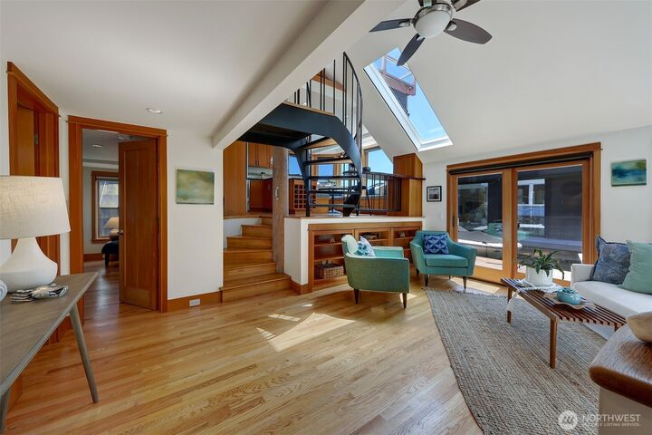 Property Photo: 3110 Portage Bay Place E B WA 98102