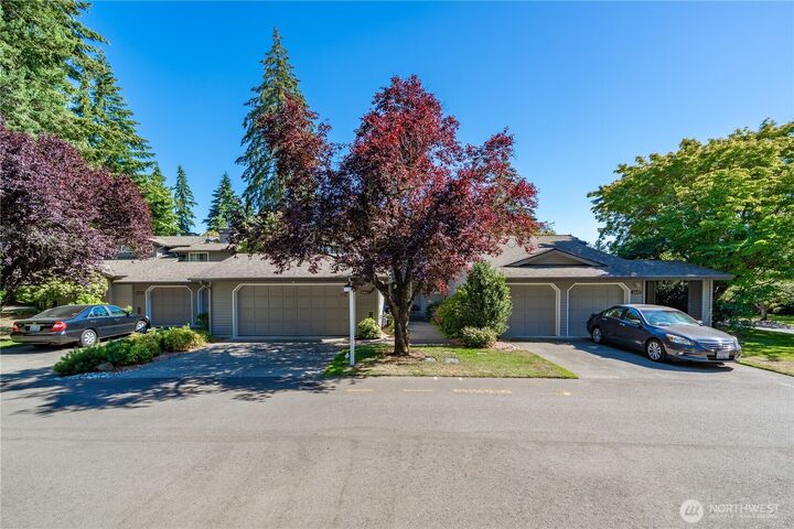 Property Photo:  6640  114th Avenue SE  WA 98006 