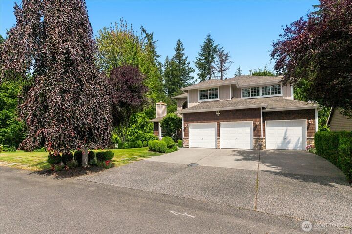Property Photo:  11215  29th Street SE  WA 98258 