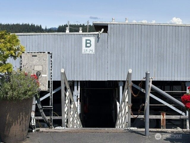Property Photo:  1600  5th Street B65  WA 98221 