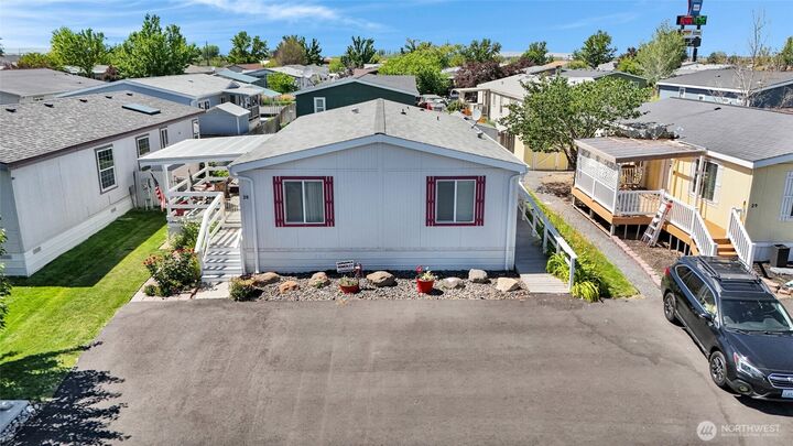 Property Photo:  3211 W Wapato Drive 28  WA 98837 