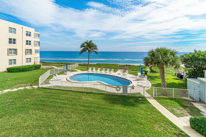 Property Photo:  2701 S Ocean Boulevard 47  FL 33487 
