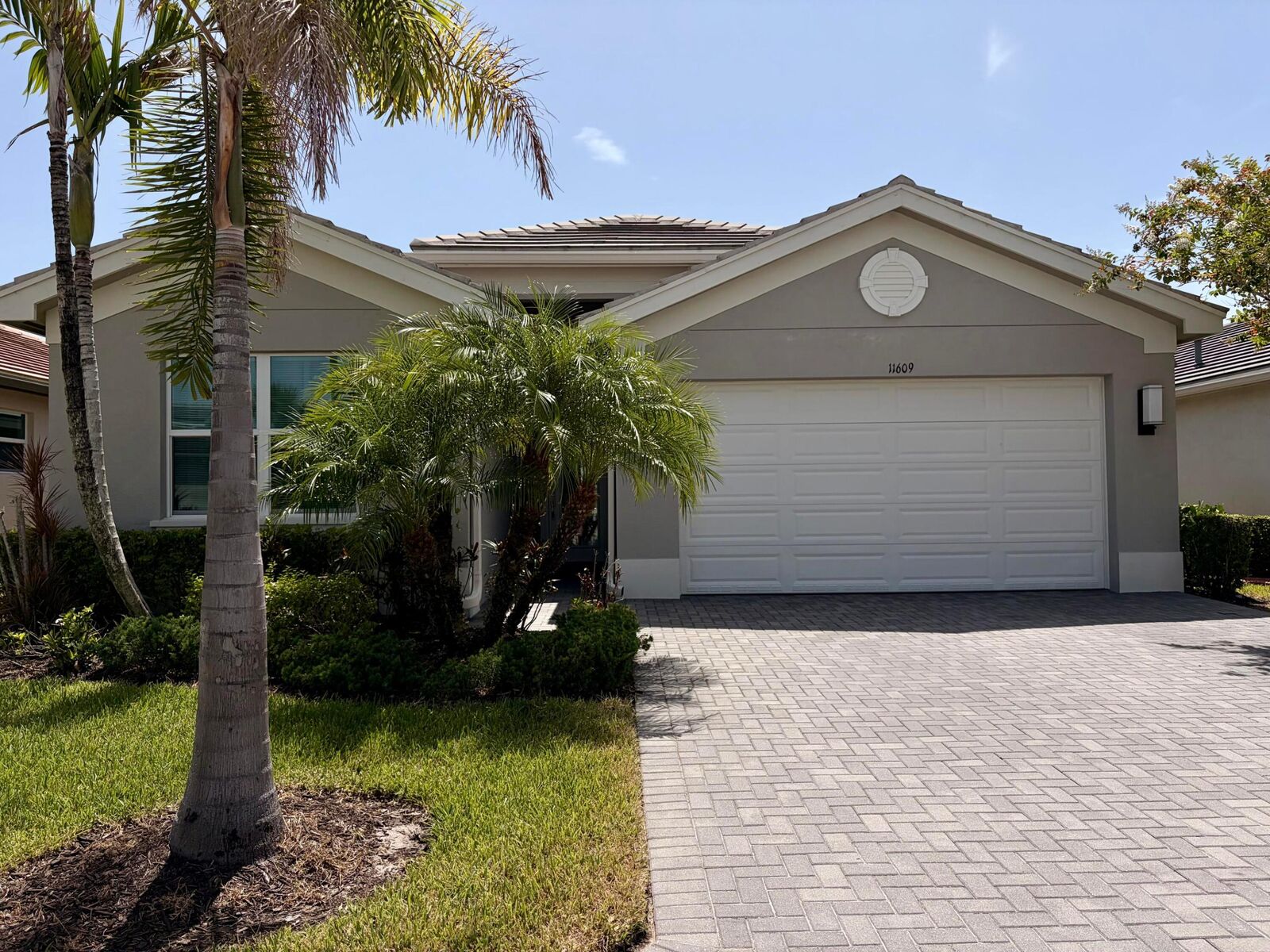 Property Photo: 11609 SW Hawthorne Hill Road FL 34987