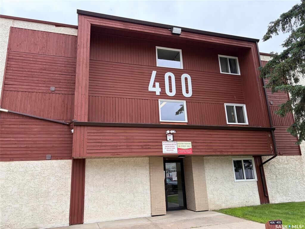 Property Photo:  1580 Olive Diefenbaker Drive 407  SK S6V 7M6 