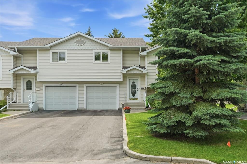 Property Photo:  605 Perehudoff Crescent 11  SK S7N 4N7 