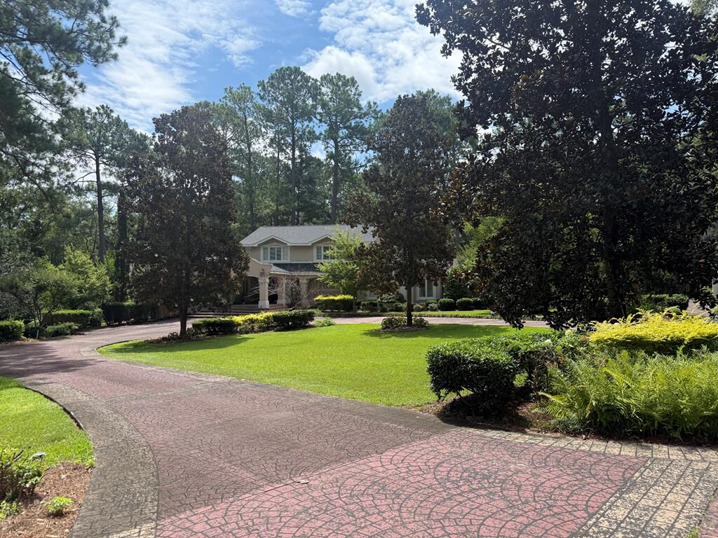 Property Photo: 7 Holly Hill AL 36305