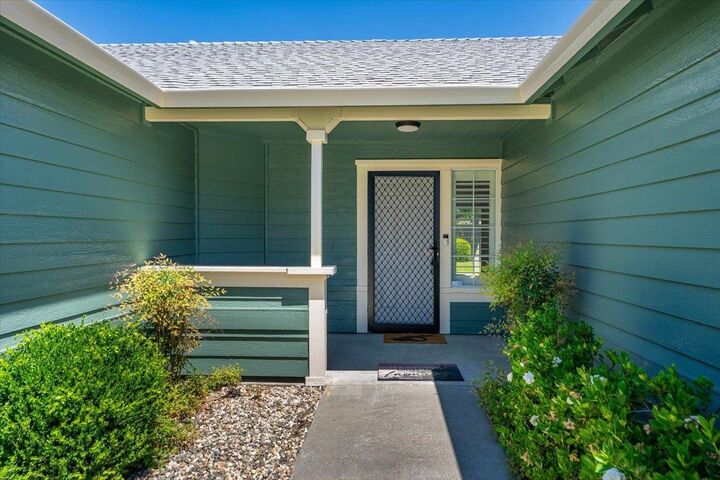Property Photo: 295 Pinon Way CA 96080
