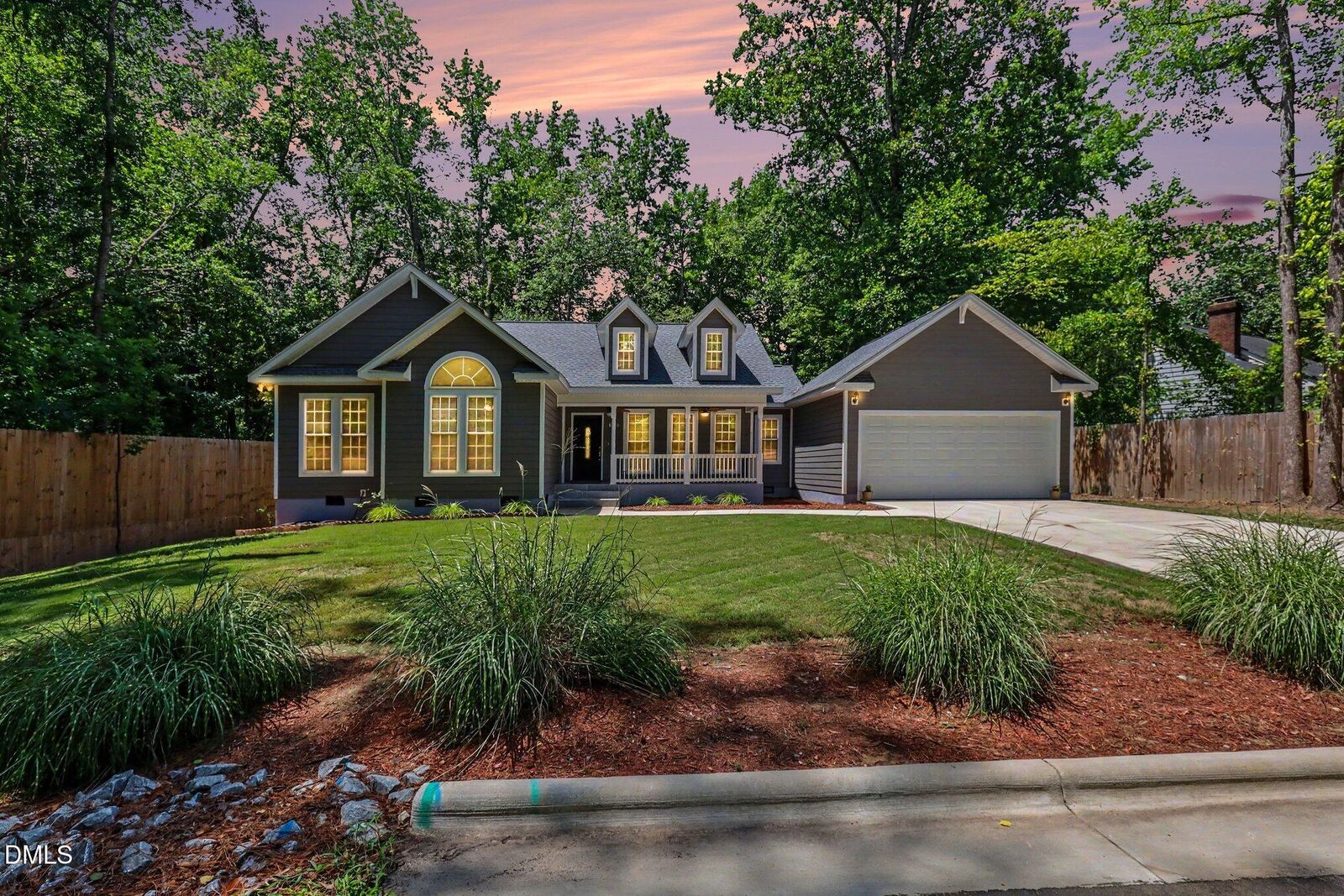 Property Photo: 820 E Cardinal Drive NC 27526