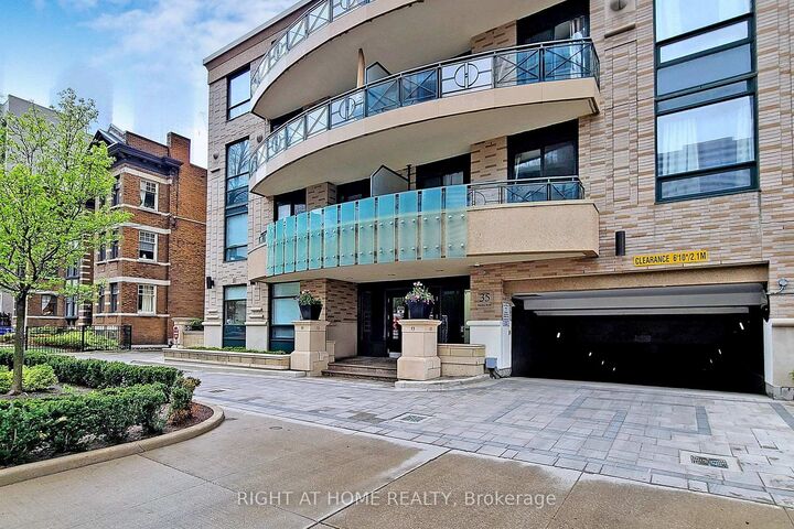Property Photo:  35 Hayden Street 511  ON M4Y 3C3 