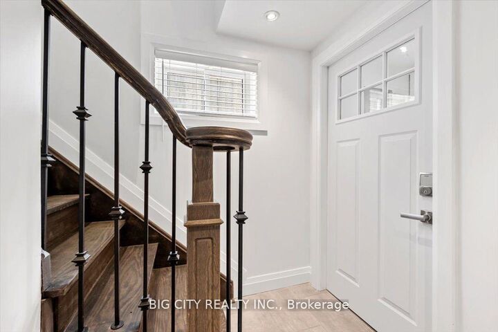 Property Photo:  18 Wexford Boulevard Bsmt2  ON M1R 1L1 
