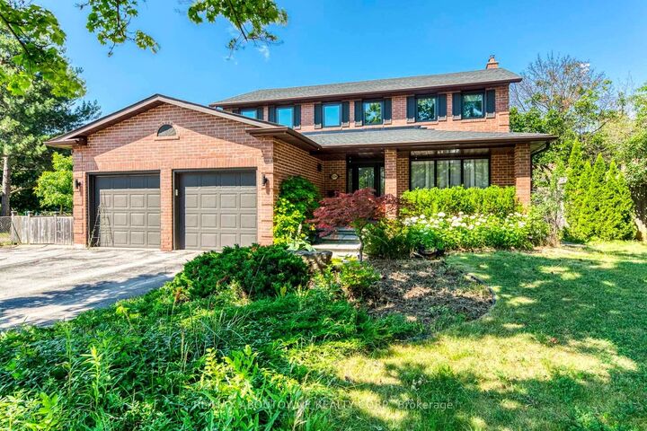 Property Photo: 1124 Notley Crescent ON L6M 1H4