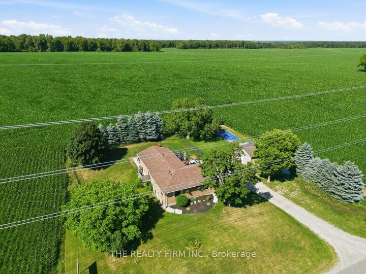 Property Photo:  808 Elginfield Road  ON N0M 2K0 