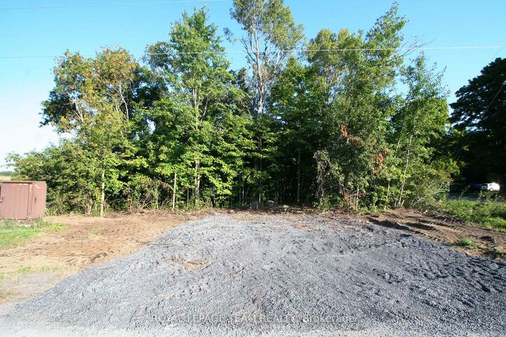 Ptlt31 Pleasant Valley Road — photo 1