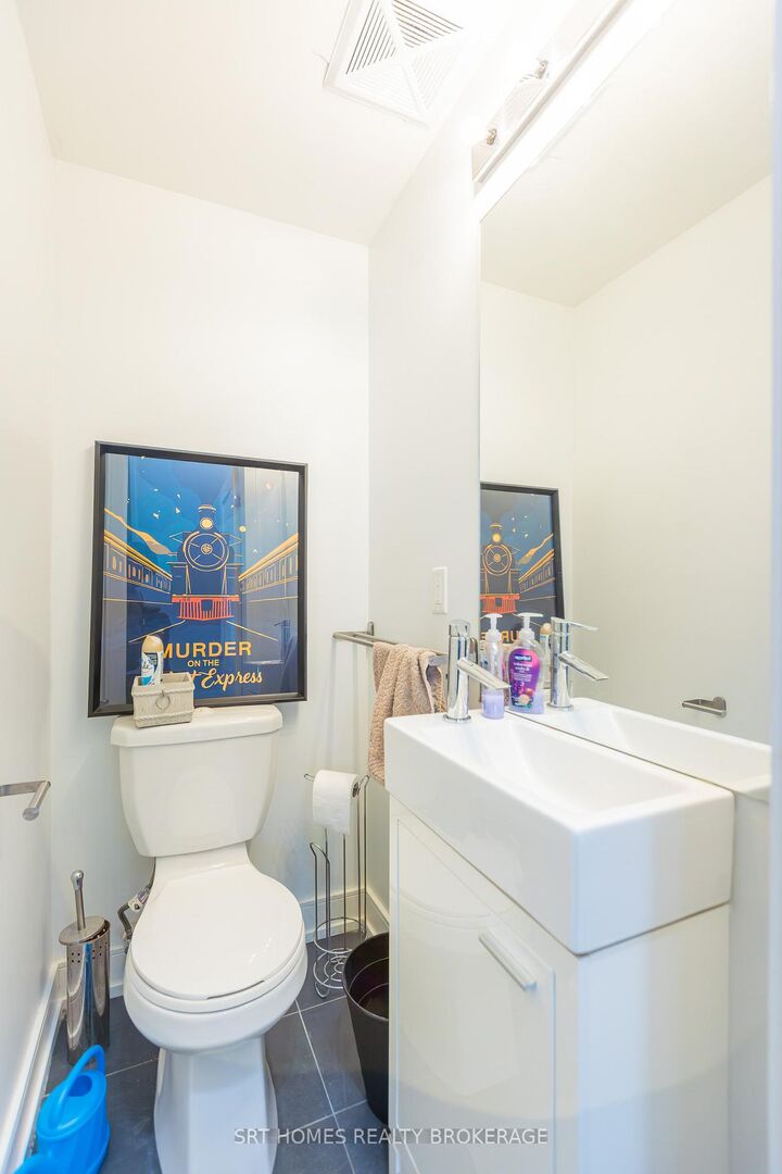 Property Photo: 1321 Gerrard Street E 3 ON M4L 1Y8