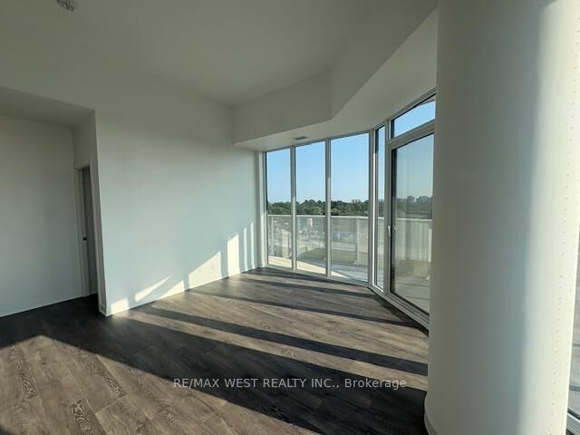 Property Photo: 10 Flavelle Trail 407 ON L4L 1V8