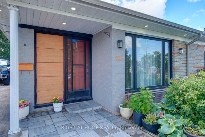 Property Photo:  31 Frankton Crescent  ON M3J 1C2 