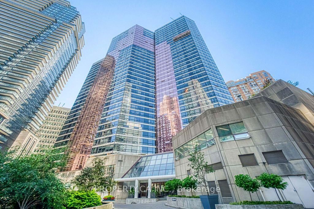 Photo de la propriété:  1001 Bay Street 2902  ON M5S 3A6 