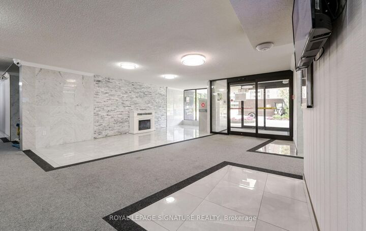 Property Photo:  4 Kings Cross Road 801  ON L6T 3X8 