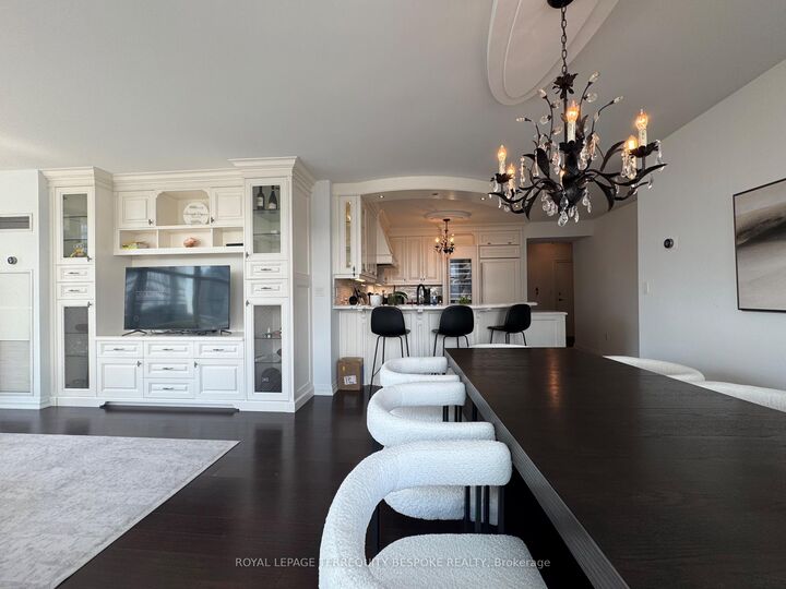 Property Photo:  10 Navy Wharf Court 1109  ON M5V 3V2 